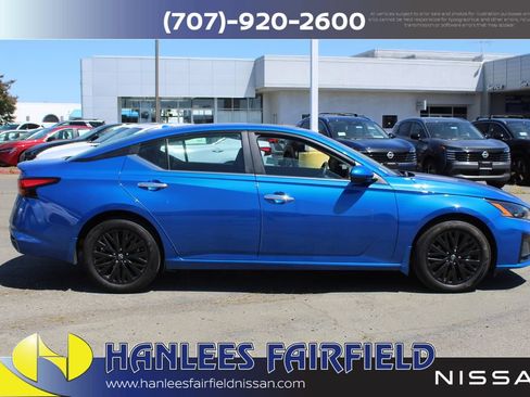 Used 2025 Nissan Altima 2.5 SV w/ SV Special Edition Package FWD image 6