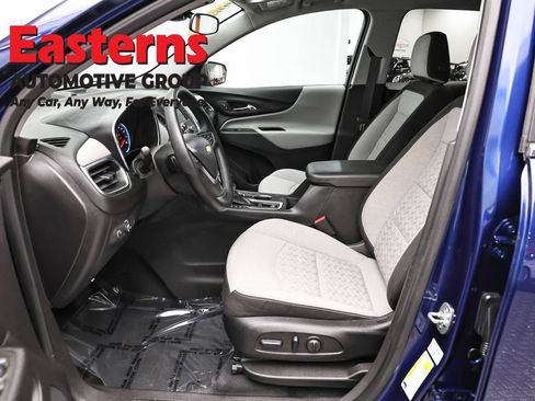 Used 2023 Chevrolet Equinox LT w/ Driver Convenience Package FWD image 15