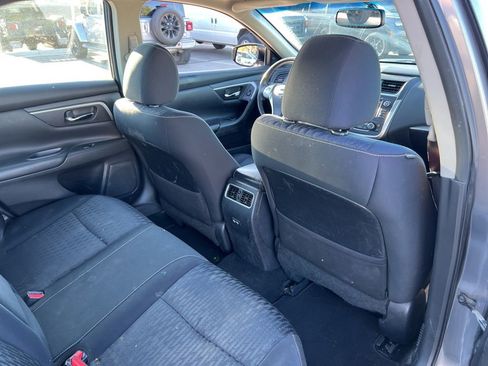 Used 2017 Nissan Altima 2.5 SV w/ Convenience Package image 21