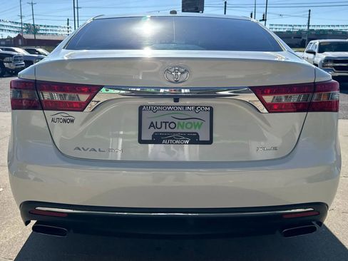 Used 2016 Toyota Avalon Limited image 6