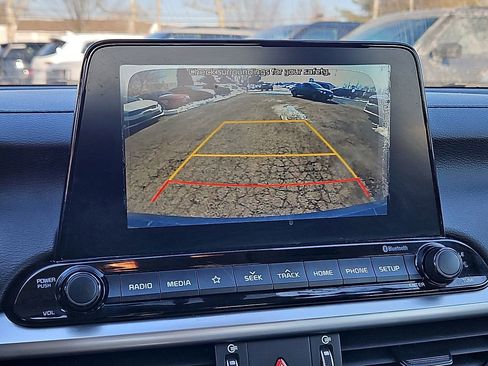 Certified 2019 Kia Forte LXS image 21