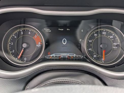 Used 2017 Jeep Cherokee Trailhawk w/ Cold Weather Group AWD/4WD image 17