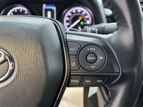 Certified 2023 Toyota Camry SE image 21