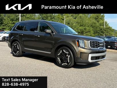 Certified 2025 Kia Telluride S