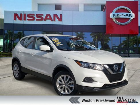 Used 2020 Nissan Rogue Sport S w/ Appearance Package image 1