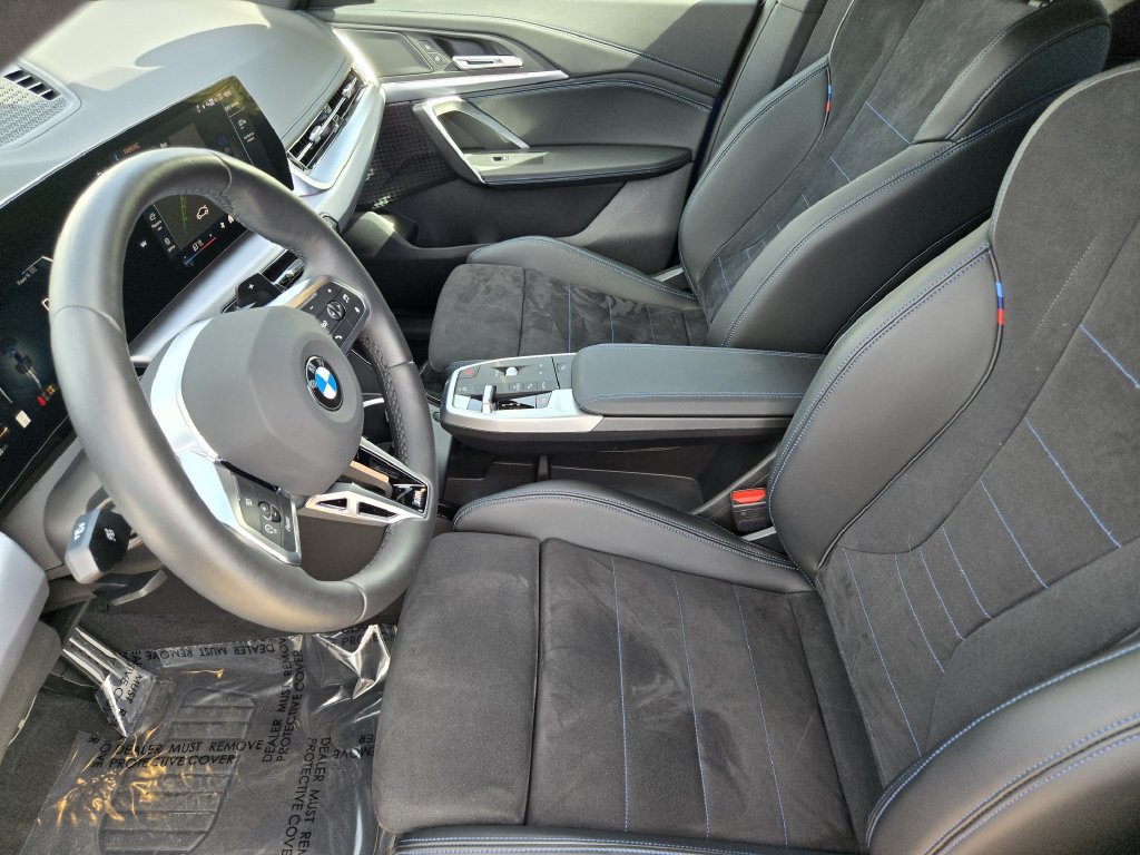 Certified 2025 BMW X1 xDrive28i w/ M Sport Package AWD/4WD image 14