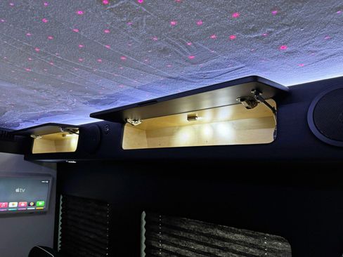 Used 2023 Mercedes-Benz Sprinter 3500 image 83