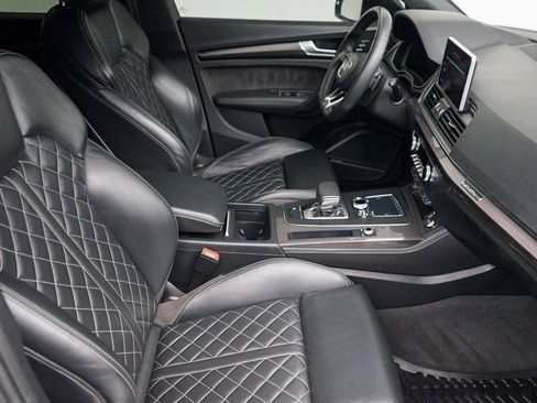 Used 2020 Audi SQ5 Premium Plus w/ Premium Plus Package image 22