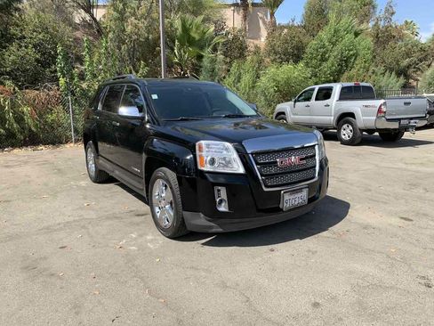 Used 2015 GMC Terrain SLT FWD image 1