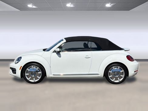 Used 2019 Volkswagen Beetle 2.0T SE w/ SE Premium Package image 2