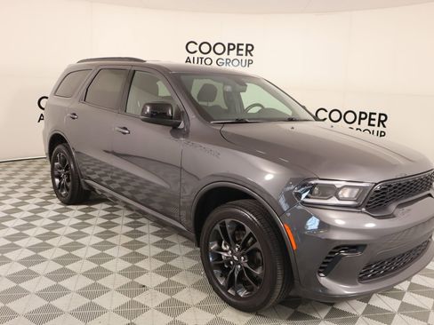 Used 2025 Dodge Durango GT w/ Blacktop Package AWD/4WD image 1