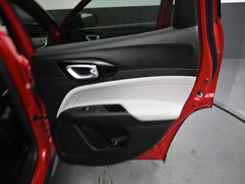 Used 2024 Jeep Compass Limited AWD/4WD image 15