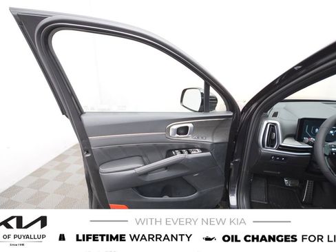 New 2026 Kia Sorento SX Prestige image 9