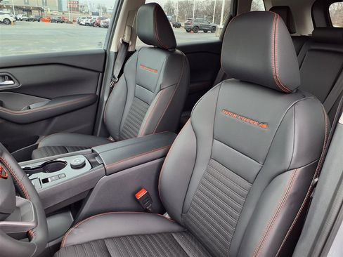 New 2026 Nissan Rogue SV AWD/4WD image 13
