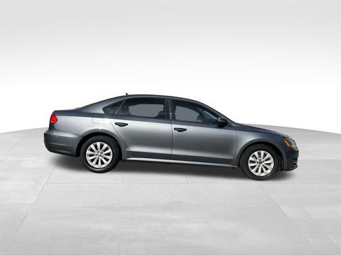 Used 2014 Volkswagen Passat Wolfsburg Edition image 6