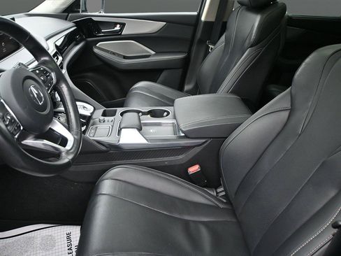 Certified 2024 Acura MDX w/ Technology Package AWD/4WD image 10