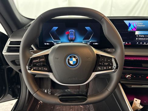 Used 2025 BMW i4 eDrive40 w/ Parking Assistance Package RWD image 11