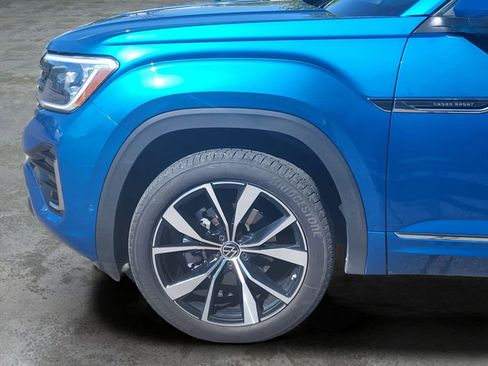 Used 2024 Volkswagen Atlas Cross Sport SEL Premium R-Line AWD/4WD image 8