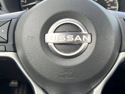 Used 2024 Nissan Altima 2.5 SV FWD image 5