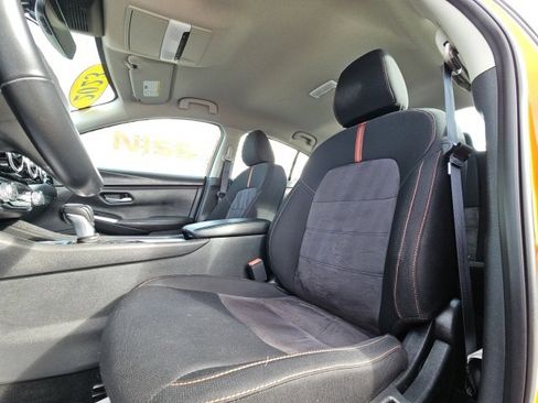 Used 2023 Nissan Sentra SR w/ Electronics Package image 30