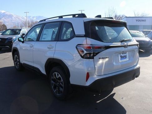 Used 2025 Subaru Forester image 5