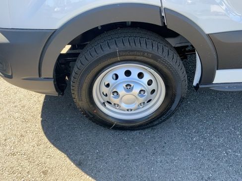 New 2025 Ford Transit 350 148 Low Roof image 22