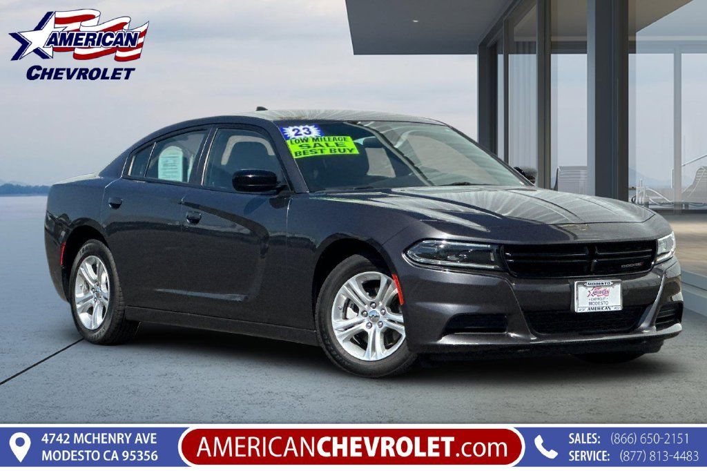 Used 2023 Dodge Charger SXT RWD image 1