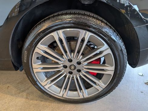 Used 2025 Land Rover Range Rover Sport Dynamic SE image 9