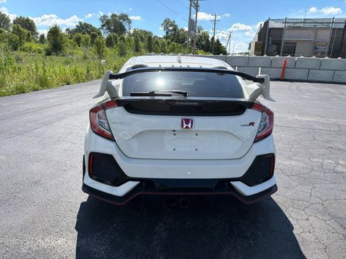 Used 2019 Honda Civic Type R image 5