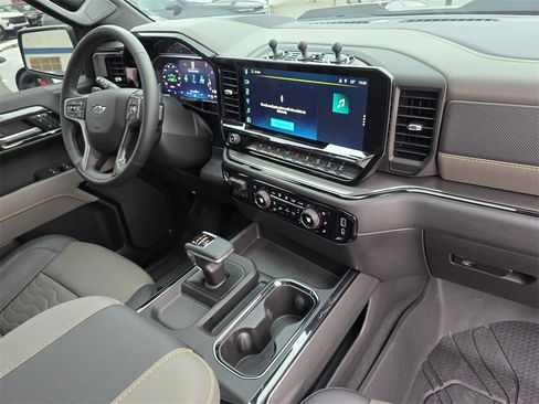 Used 2026 Chevrolet Silverado 1500 ZR2 w/ Dark Appearance Package image 10