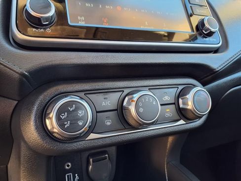 Certified 2025 Nissan Versa S w/ Trunk Package image 7