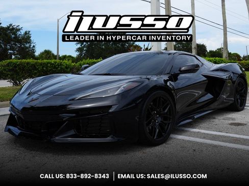 Used 2025 Chevrolet Corvette Z06 RWD image 1
