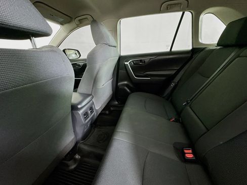 Used 2022 Toyota RAV4 LE AWD/4WD image 23