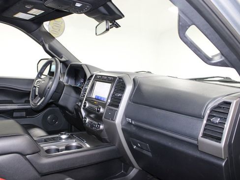 Used 2020 Ford Expedition XLT w/ Equipment Group 202A RWD image 31