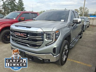 Used 2025 GMC Sierra 1500 SLT w/ SLT Premium Plus Package