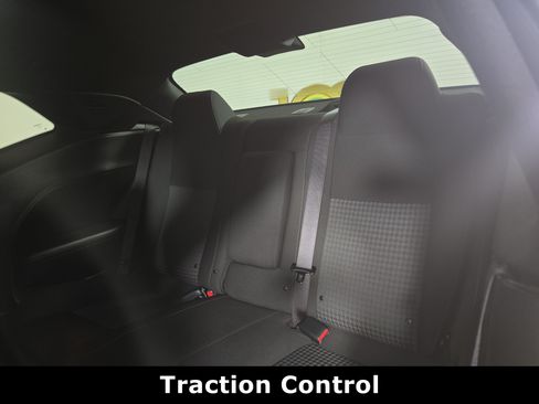 Used 2022 Dodge Challenger R/T RWD image 12