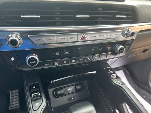 Used 2022 Kia Telluride SX image 26