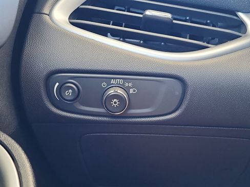 Used 2024 Chevrolet Malibu LT image 24