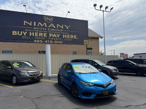 Used 2017 Toyota Corolla iM FWD image 30