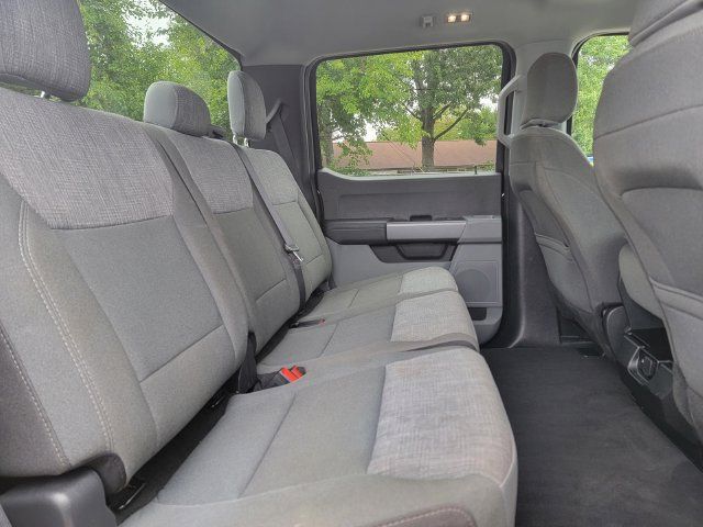 Certified 2025 Ford F250 XLT w/ Snow Plow Prep Package AWD/4WD image 16