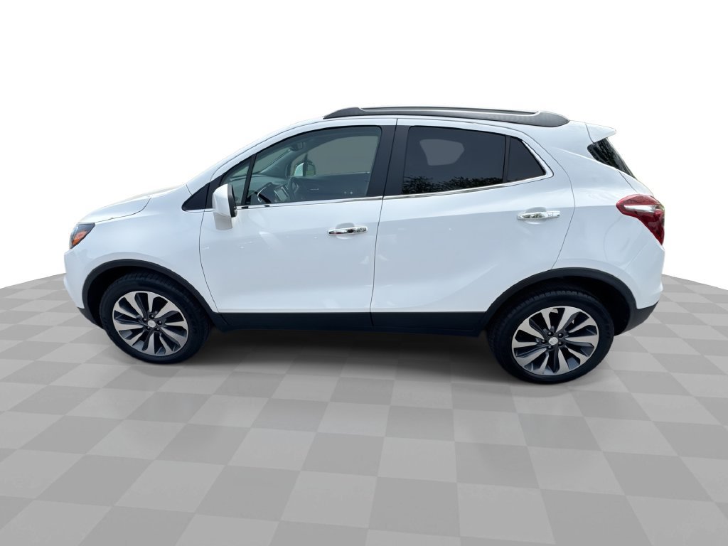 Certified 2022 Buick Encore Preferred AWD/4WD image 5