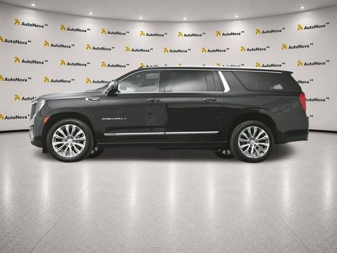 Used 2023 GMC Yukon XL Denali AWD/4WD image 51