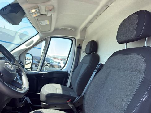 Used 2022 RAM ProMaster 2500 FWD image 25