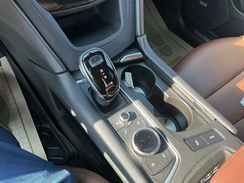 Used 2020 Cadillac XT5 Sportv AWD/4WD image 25