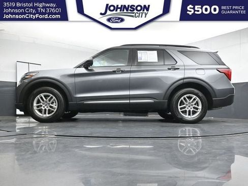 Certified 2025 Ford Explorer Active AWD/4WD image 32
