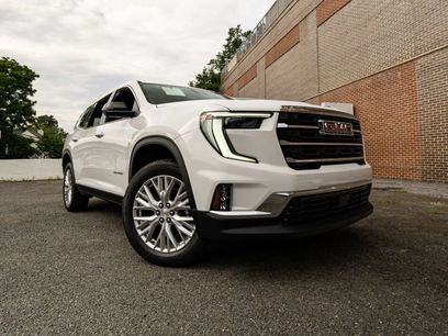 Used 2026 GMC Acadia Elevation w/ Elevation Premium Package