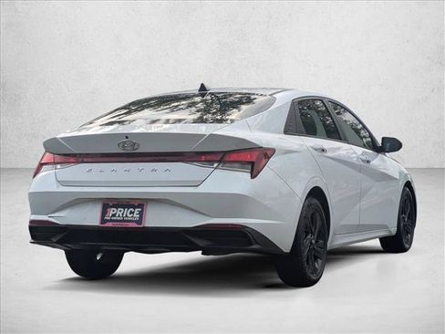 Used 2021 Hyundai Elantra SEL FWD image 5