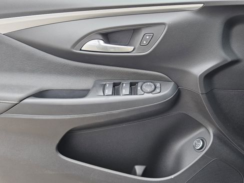 New 2026 Buick Envista Sport Touring FWD image 16