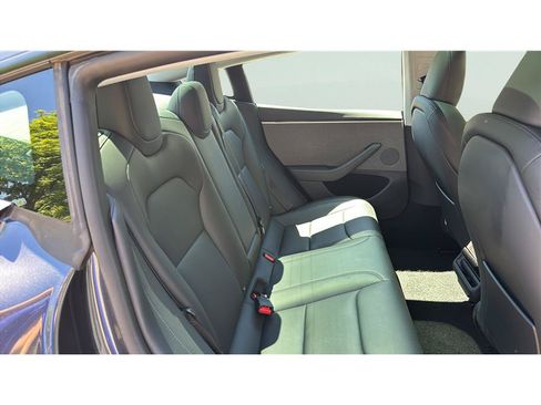 Used 2025 Tesla Model 3 Long Range RWD image 16