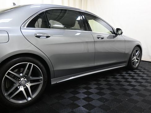 Used 2015 Mercedes-Benz S 550 Sedan image 17